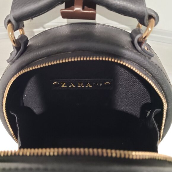 Zara | Round Frame Handbag - single handle | Black w/ Embroidered Roses - Picture 4 of 5